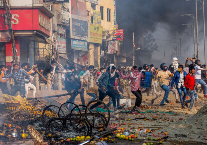 Столкновения в Нью-Дейли 24 февраля 2020 г. Фото: Getty Images