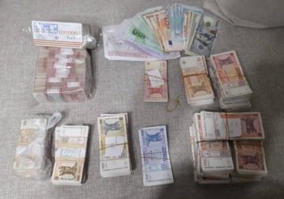 Під час обшуку вдома в експрезидента Молдови Ігоря Додона знайшли значну суму готівки