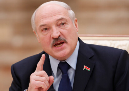 Александр Лукашенко уверен, что на президентских выборах в Украине победит Петр Порошенко. Фото: EPA/UPG