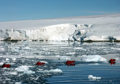 Тающие льды в Антарктиде