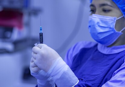 Венгрия приобрела у компании Sinopharm 5 млн доз вакцины