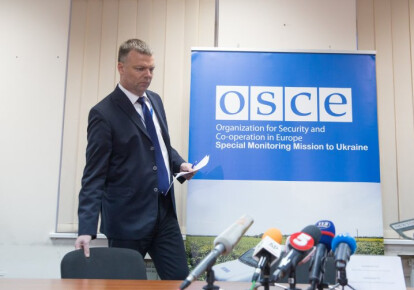 Первый заместитель главы Специальной мониторинговой миссии ОБСЕ в Украине Александр Хуг объявил об уходе со своего поста. Фото: УНИАН