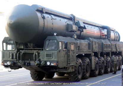 МЗС Росії погрожує ядерною зброєю у Білорусі;