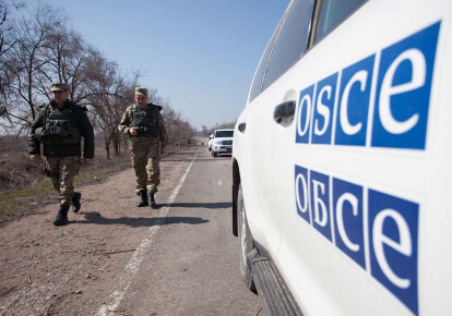 Наблюдатели ОБСЕ нашли на улице Донецка неразорвавшиеся мины