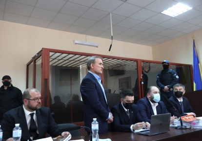Виктор Медведчук во время заседания Печерского райсуда Киева по избранию ему меры пресечения