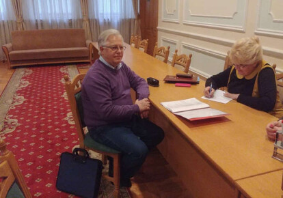 Петр Симоненко обратился в суд с требованием отменить постановление ЦИК