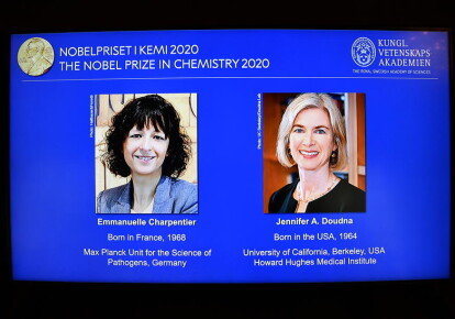 Нобелевские лауреаты Эммануэль Шарпантье (Франция) и Дженнифер Дудна (США)
