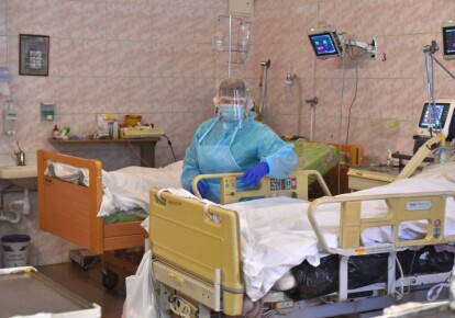 Госпиталь для больных COVID-19 (иллюстрация)