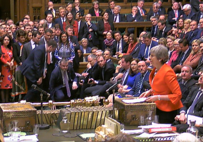 Британские парламентарии проголосовали против предложенного премьером Терезой Мэй плана по выходу Великобритании из Евросоюза