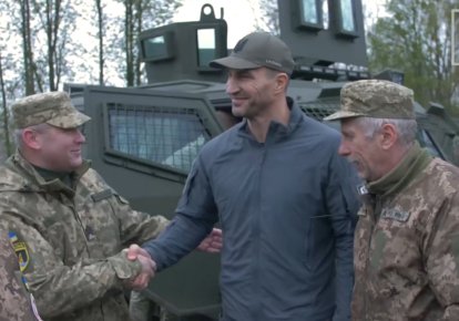 Владимир Кличко и военные