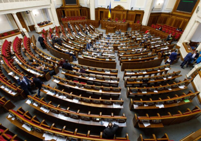 У разі перемоги Зеленського теоретично зібрати 300 голосів за зміни до Конституції щодо посилення ролі парламенту навряд чи вийде