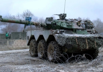 "Колісні танки" AMX-10