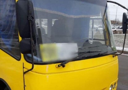 Утром 9 марта патрульные заметили неисправный автобус "Богдан"