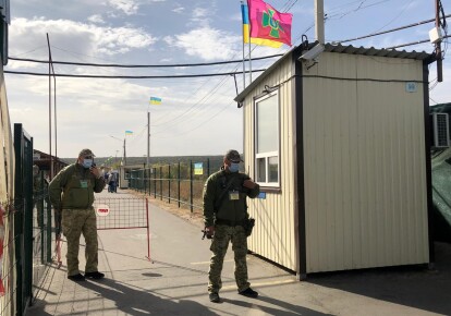 Украинские пограничники закрыли КПВВ "Станица Луганская" на карантин