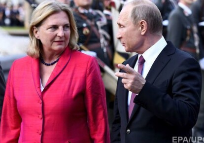 Глава МИД Австрии Карин Кнайсль отменила визит в Россию