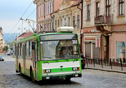 В Киеве снова запустили несколько маршрутов общественного транспорта