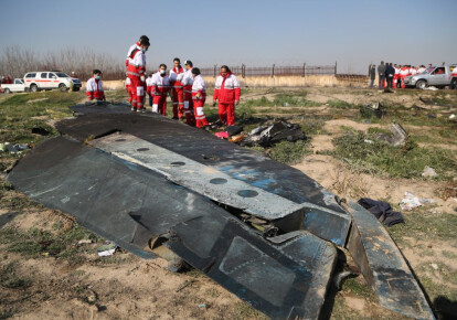 8 января недалеко от аэропорта им. Имама Хомейни в Тегеране потерпел крушение украинский самолет. Фото: Getty Images