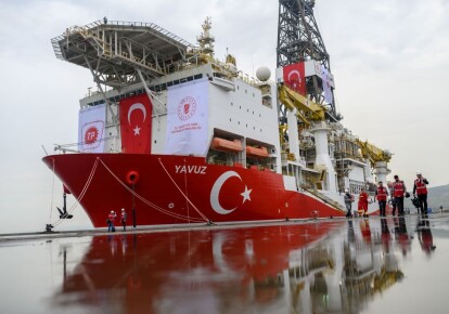 Турецкое буровое судно 'Yavuz'