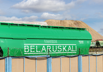 Литва може припинити перевезення продукції "Білоруськалію"