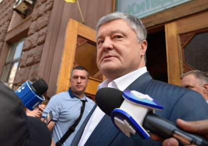 Петро Порошенко прийшов в Державне бюро розслідувань. Фото: УНІАН
