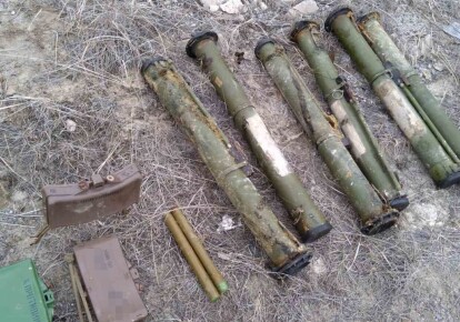 Правоохранители нашли три тайника с боеприпасами