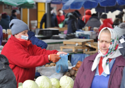 В Україні знову закриють всі ринки на час карантину. Фото: УНІАН