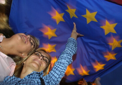 В актив Петра Порошенко можно записать зону свободной торговли с ЕС и безвиз