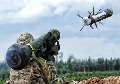 Порошенко: Протитанкові ракетні комплекси Javelin допомогли припинити обстріли з російських танків з українським позиціям на Донбасі