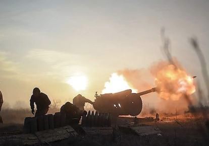 Россия, вероятно, продолжит наносить массированные артиллерийские удары, считают разведчики