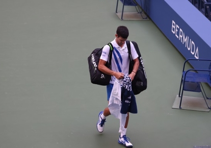 Теннисиста Джоковича с противопоказаниями к вакцинации снова арестовали в Австралии;