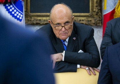 Представник президента Зеленського говорив по телефону і зустрічався особисто з Рудольфом Джуліані. Фото: Getty Images