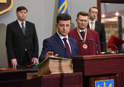 У команді Володимира Зеленського не виключають, що інавгурація українського президента може бути проведена в червні