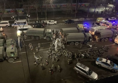 У казахстані проходять зачистки протестувальників