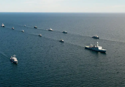 Военно-морские учения стран НАТО и партнеров