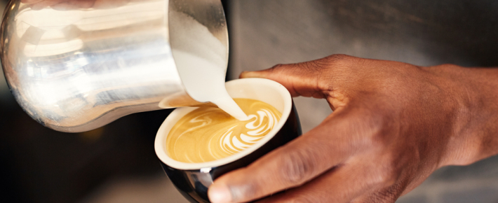 Створити кав'ярню вдома: 10 причин придбати кавоварку
