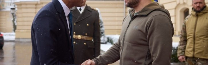 Зеленский в Вильнюсе встретился с Сунаком: пообещал "новости"