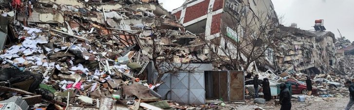 Кількість загиблих через землетрус у Туреччині та Сирії перевищила 17 тисяч осіб