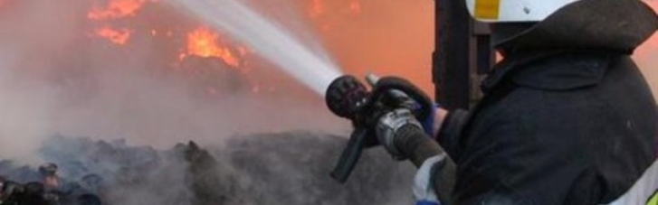 Пожар в Умани: пострадали шестеро подростков, десятки — эвакуированы (ФОТО)