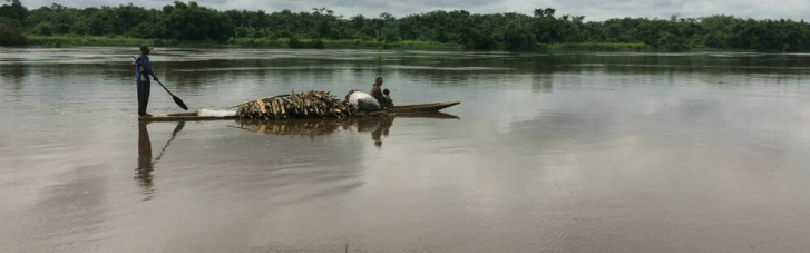 В Конго затонуло импровизированное судно: десятки погибших и пропавших без вести