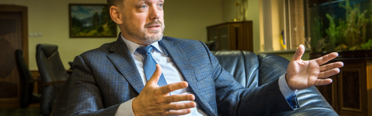 Евгений Мецгер одобрил кредит в 60 млн бизнесмену из "ДНР", - расследование "Схем"