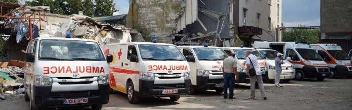 УПЦ и Благотворительный фонд Вадима Новинского передали уже 12 автомобилей скорой помощи Николаеву и области