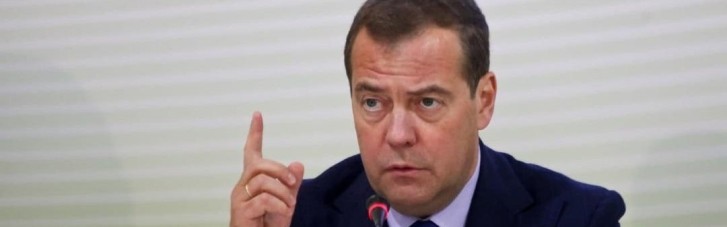 "Політичне слабоумство": експрезидент РФ влаштував істерику через справу Медведчука