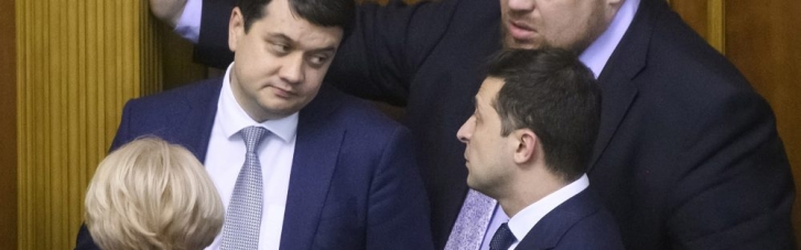 В "Слуге народа" потеряли заявление Разумкова на вступление в партию