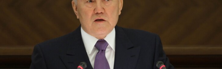 Назарбаєв приманює ІГ в Казахстан