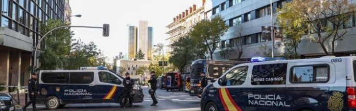 В Іспанії затримали пенсіонера, якого підозрюють у розсиланні вибухівки до представництв України