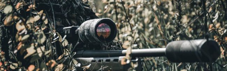 Мировой рекорд: украинский снайпер уничтожил оккупанта с дистанции в 3,8 километра (ВИДЕО)