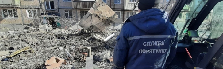 Окупанти почали спускати снаряди на Харків на парашутах (ФОТО)