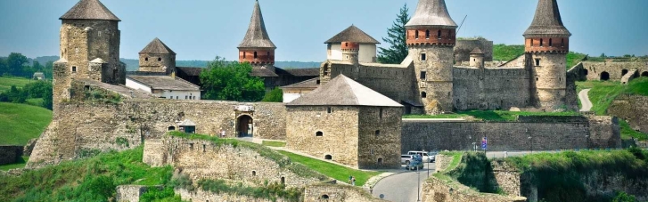 ФГИ предлагает арендовать часть крепости в Каменец-Подольском