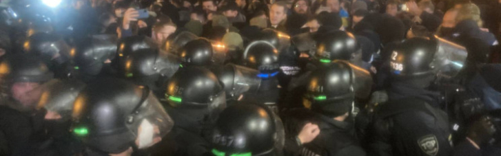 Активісти на Банковій висунули ультиматум Зеленському та розійшлися