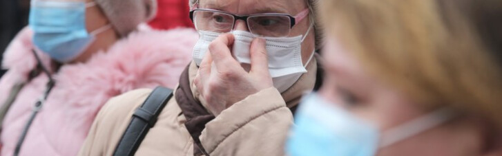 "Все маски скупил Китай". Как коронавирус устроил "маски-шоу" в Украине